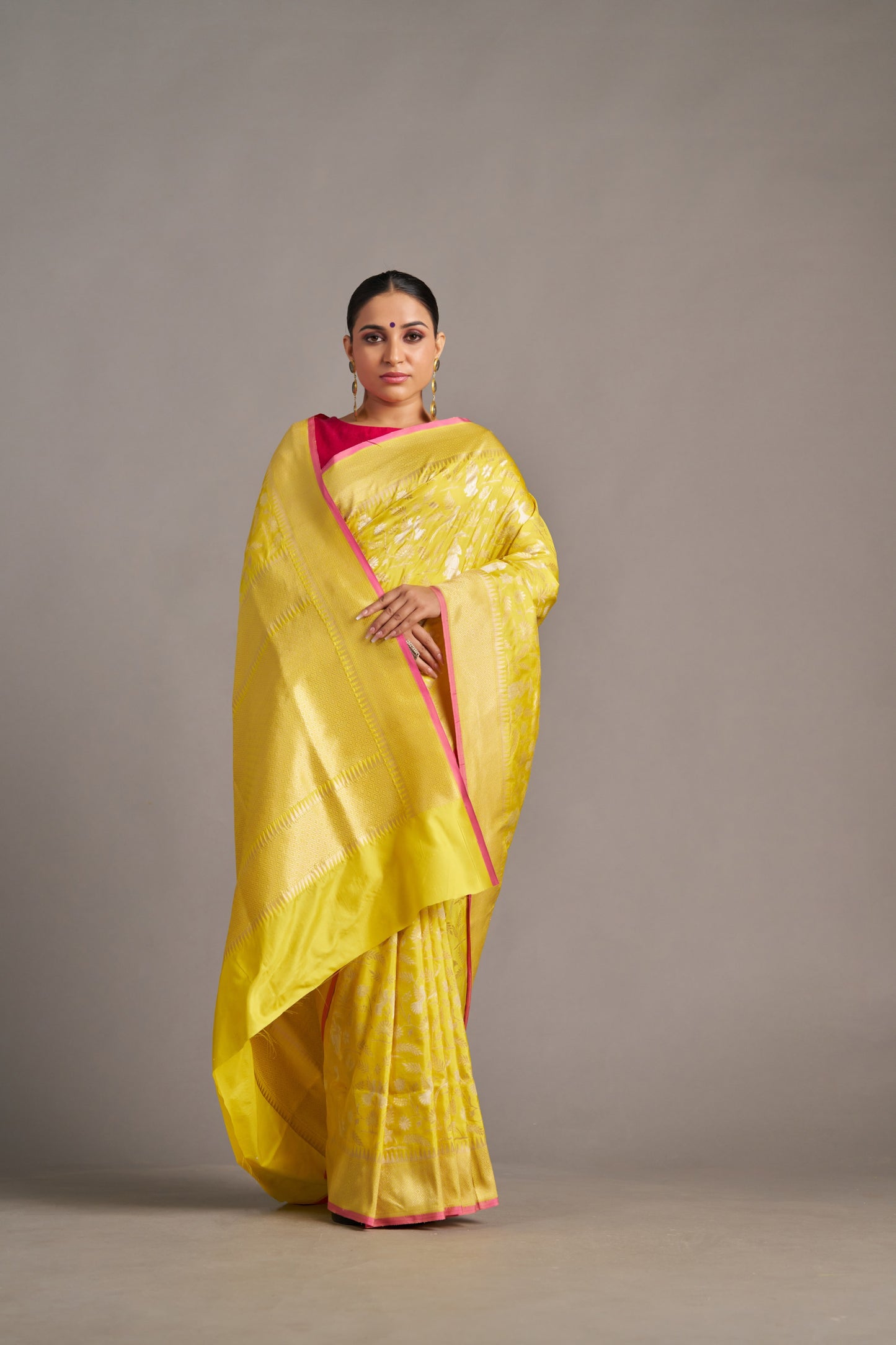 Yellow Banarasi – Vinay Vastralay