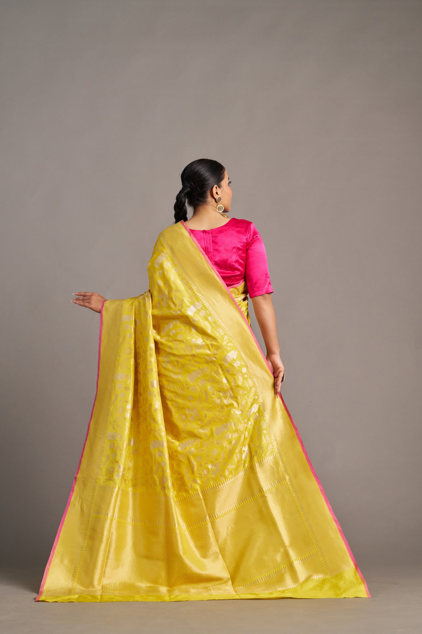 Yellow Banarasi – Vinay Vastralay