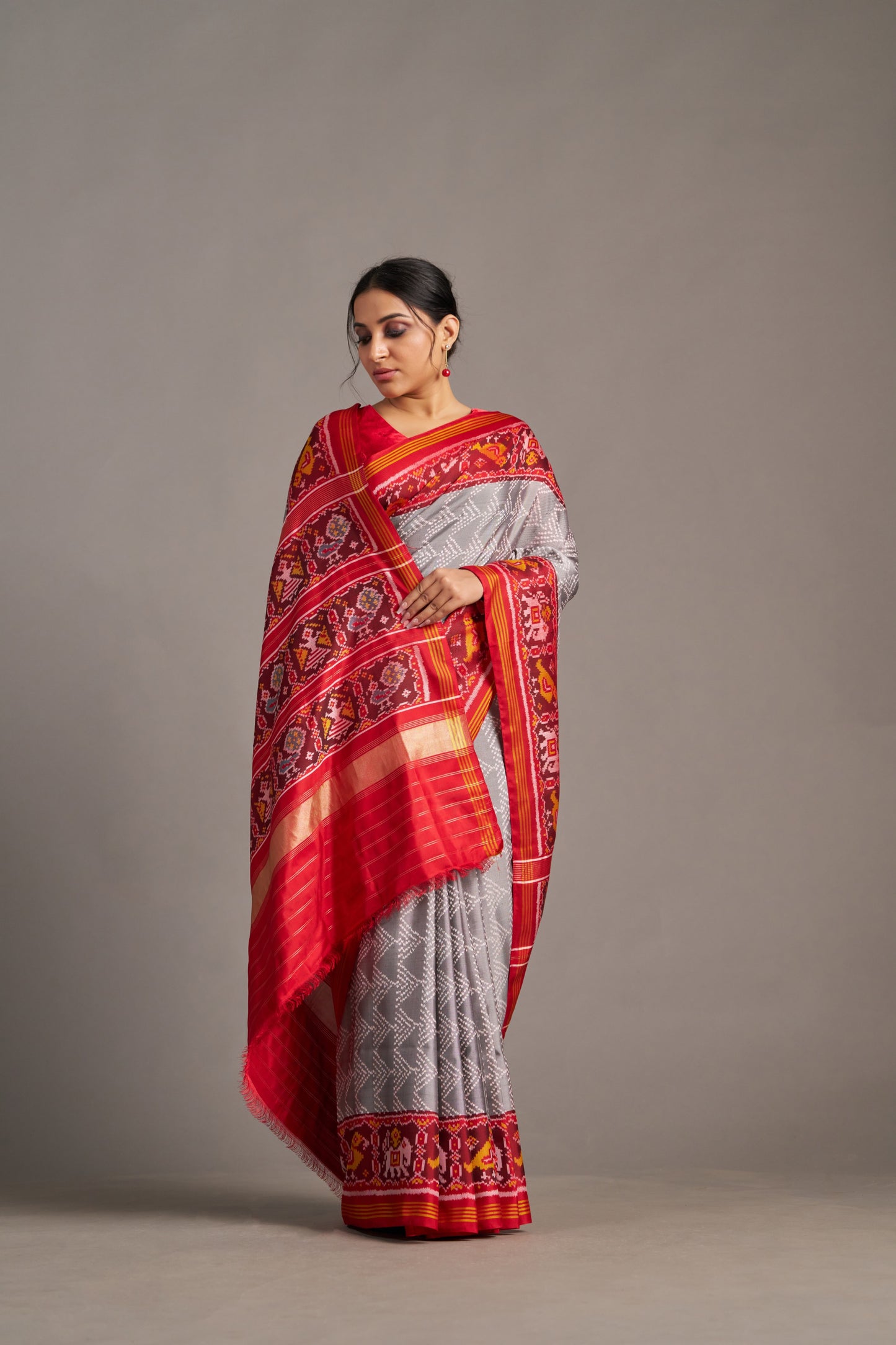 Patan Patola - Vinay Vastralay