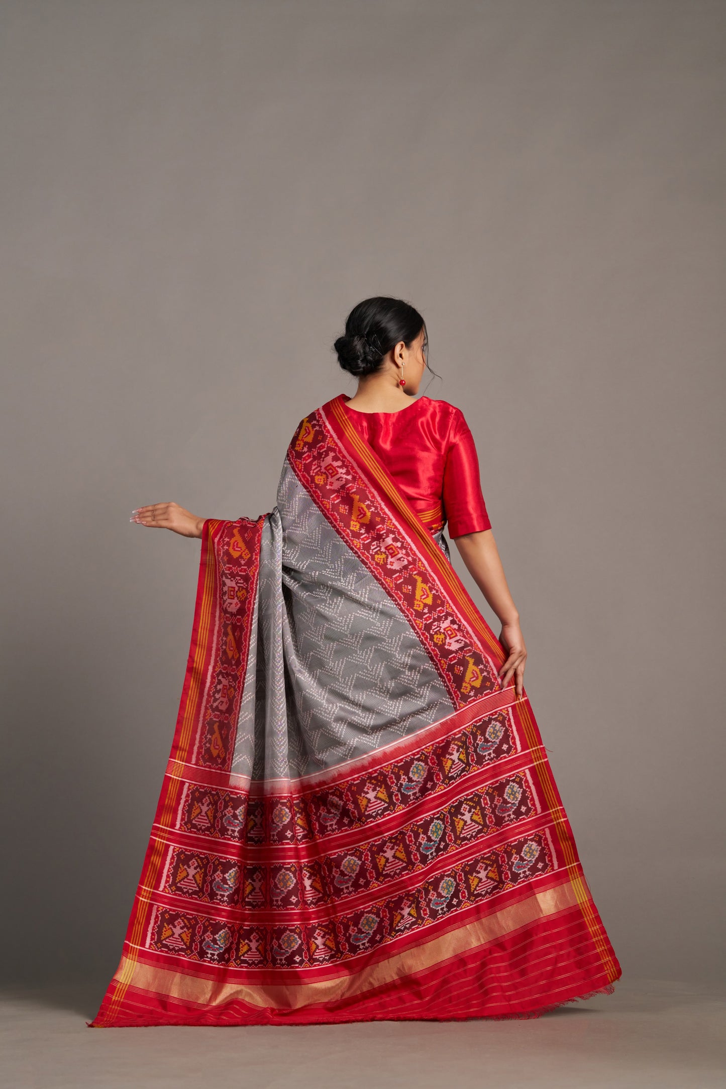 Patan Patola - Vinay Vastralay