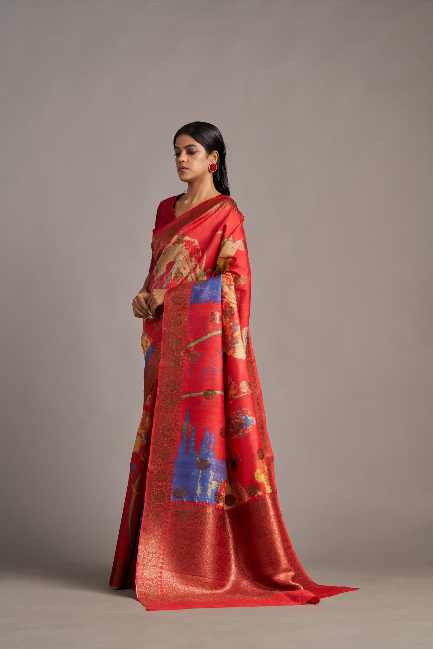 Red Tussar – Vinay Vastralay