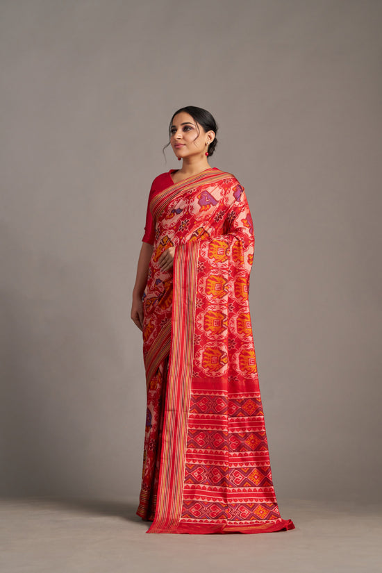 Red Patola – Vinay Vastralay