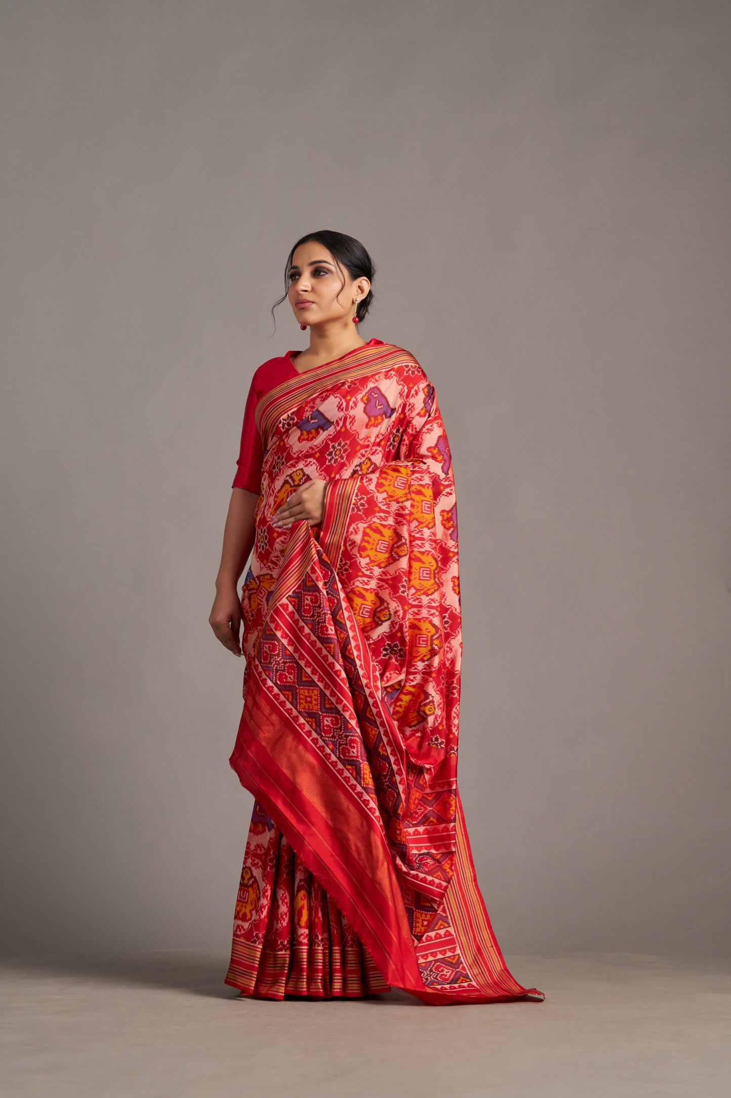 Red Patola – Vinay Vastralay