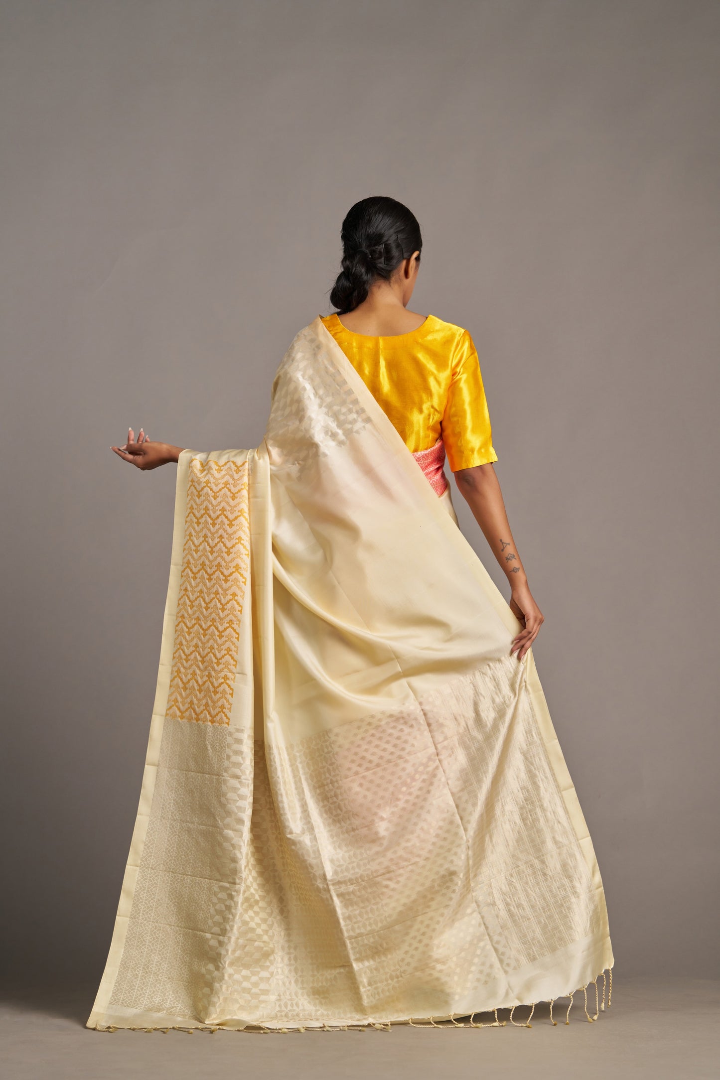 Beige Soft Silk – Vinay Vastralay