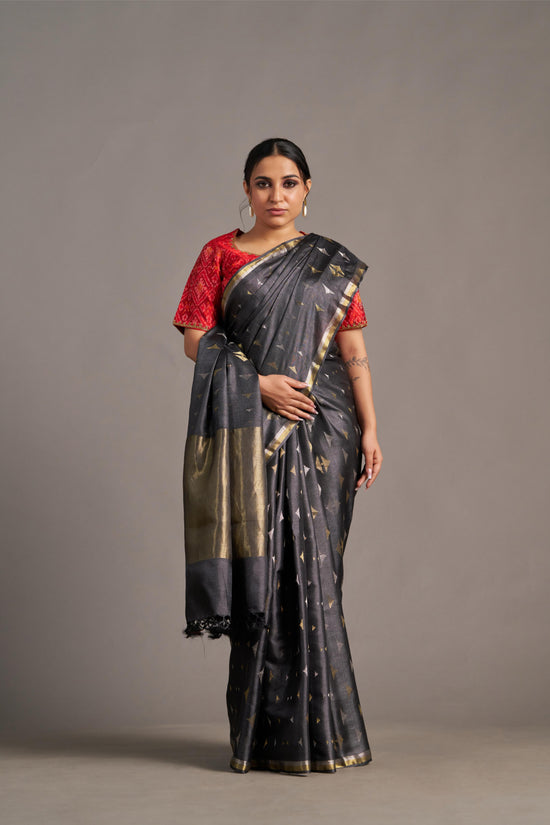 Black Tussar – Vinay Vastralay