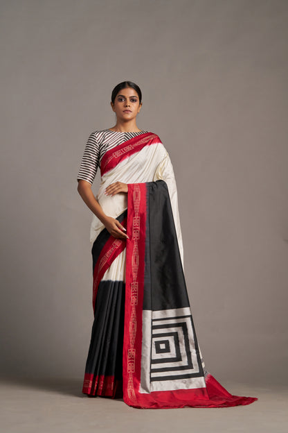 Classic Black X White Patola – Vinay Vastralay
