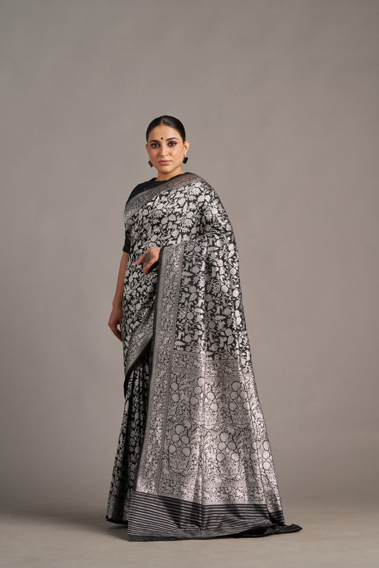 Black Banarasi – Vinay Vastralay