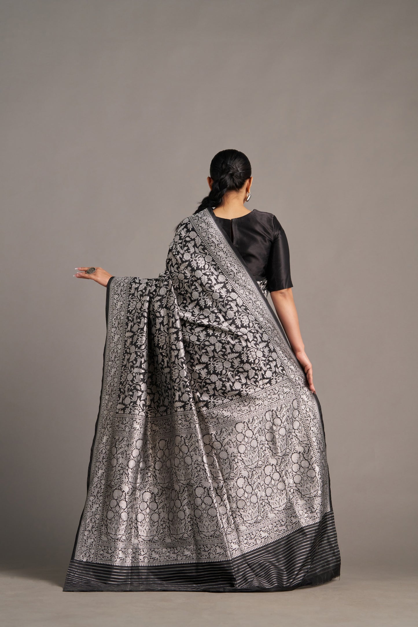 Black Banarasi – Vinay Vastralay