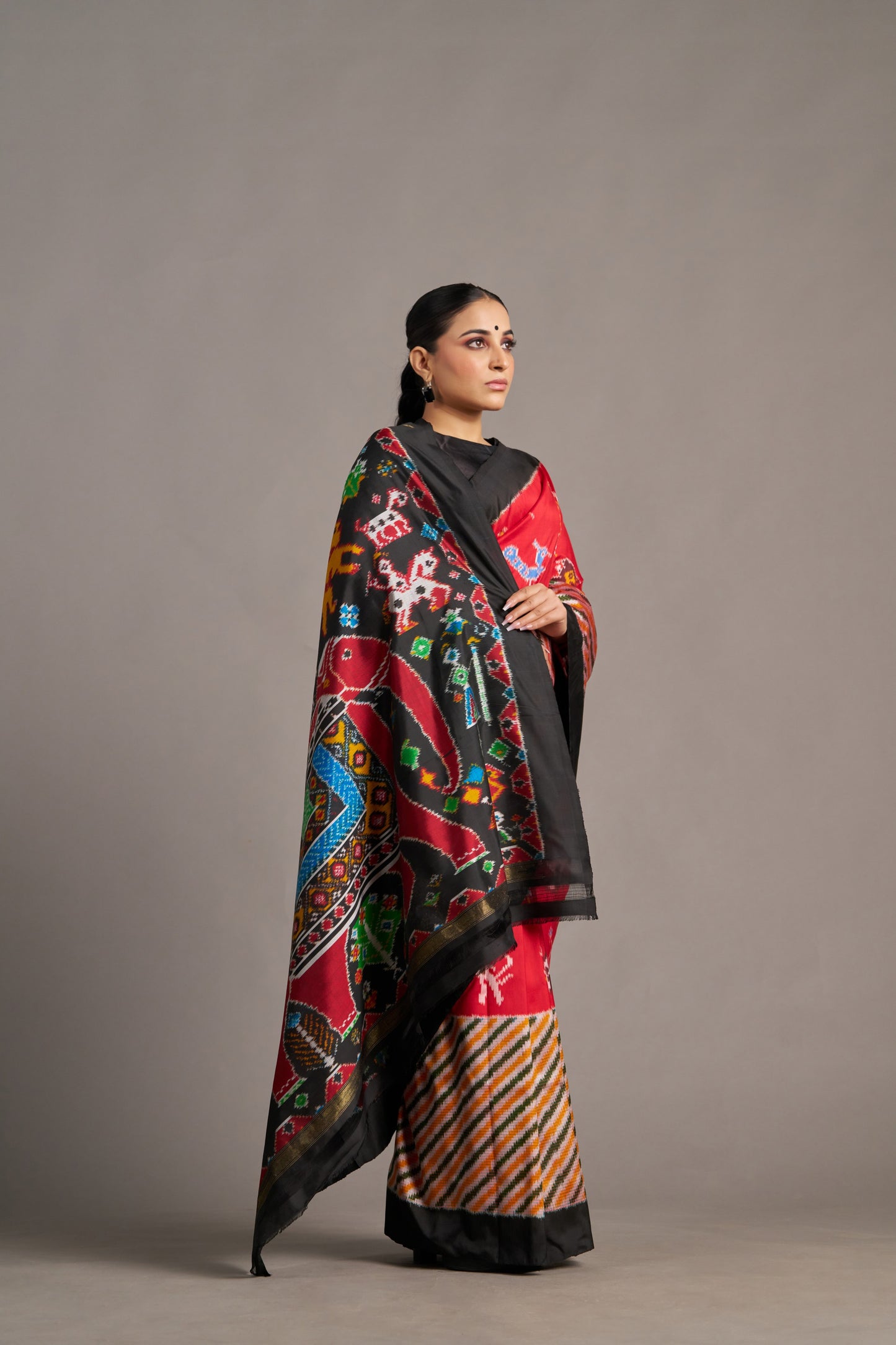 Artistic Patola – Vinay Vastralay