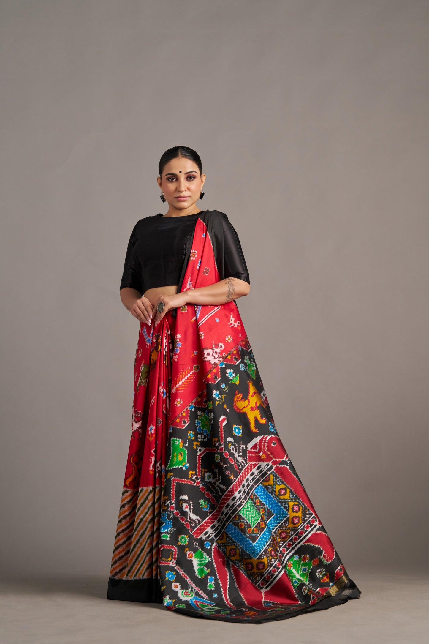 Artistic Patola – Vinay Vastralay